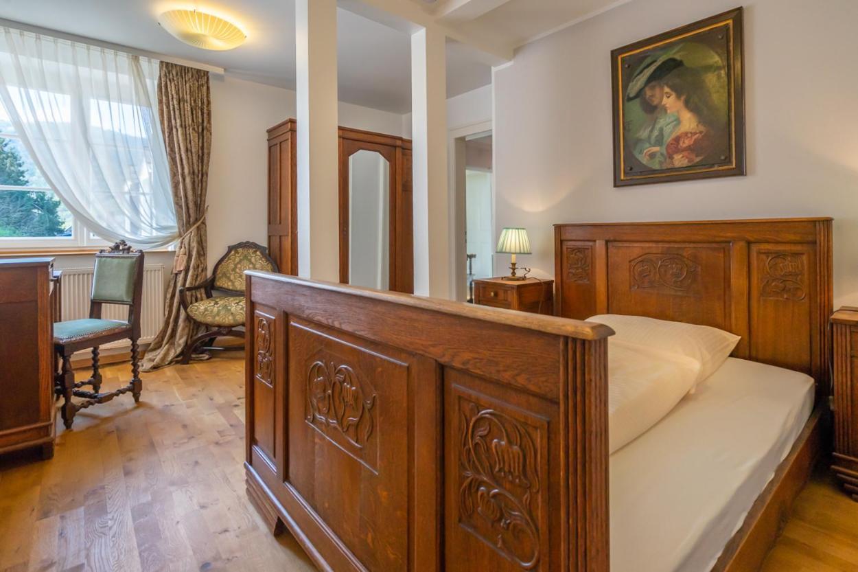 Romantisches Hotel Zur Post Brodenbach Exteriör bild