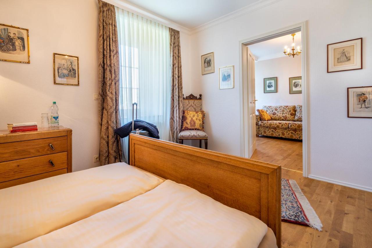 Romantisches Hotel Zur Post Brodenbach Exteriör bild