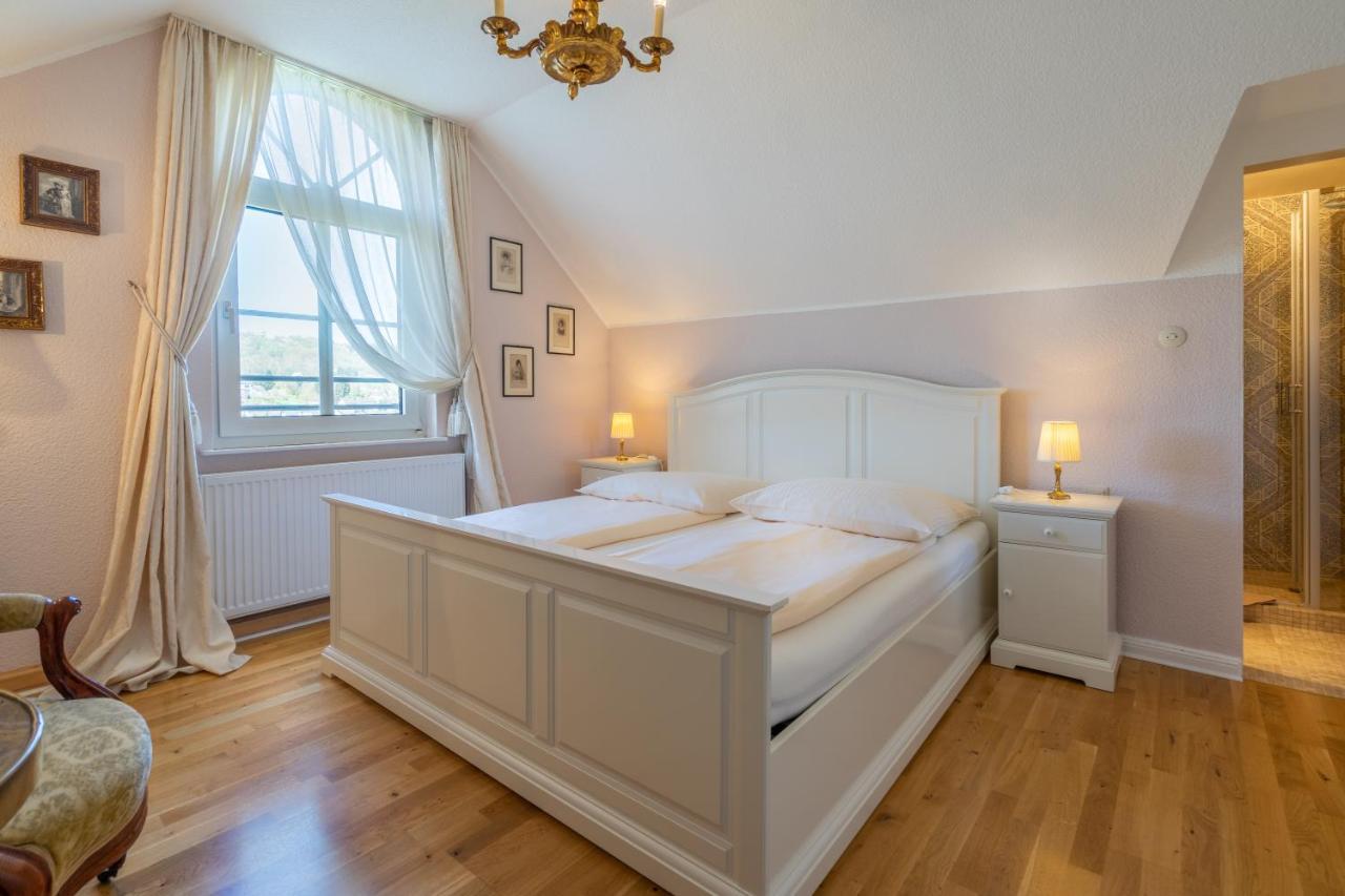 Romantisches Hotel Zur Post Brodenbach Exteriör bild